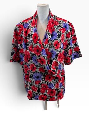 Vintage Ladies David Matthew Button Down Purple and Red Floral Blouse Size 8